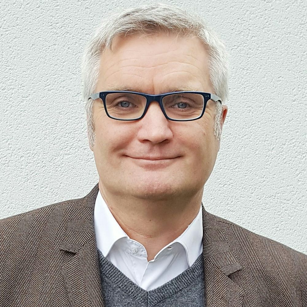 Portrait  Jens Schneider