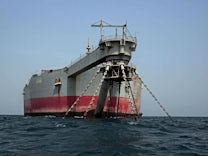 Umweltkatastrophe abgewendet: Öl aus marodem Tanker vor Jemens Küste abgepumpt