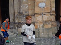 Blockade-Aktionen in München: Klimaaktivisten bewerfen Landtag mit Farbbällen