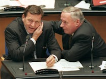 Schröder und Lafontaine: Die Genossen reden wieder