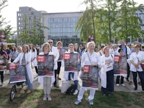 Gesundheitswesen: Die Ärzte gegen Karl Lauterbach