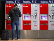 Fernverkehr: Bahn erhöht Preise für Tickets und Bahncard