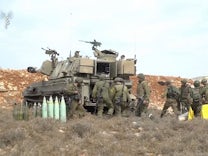 Liveblog zum Krieg in Nahost: Israelische Bodentruppen und Panzer im Gazastreifen