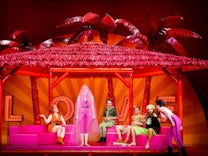 „Was ihr wollt“ im Münchner Volkstheater: Kifferparadies unter Palmen