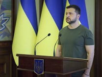 Liveblog zum Krieg in der Ukraine: Selenskij: Munitionslieferungen sind“wirklich zurückgegangen“