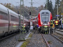 Reichertshausen: Mindestens sieben Verletzte nach Zugunfall in Oberbayern