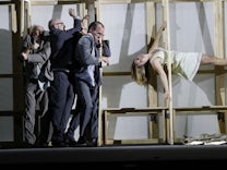 Theater: Choreografie der Angst