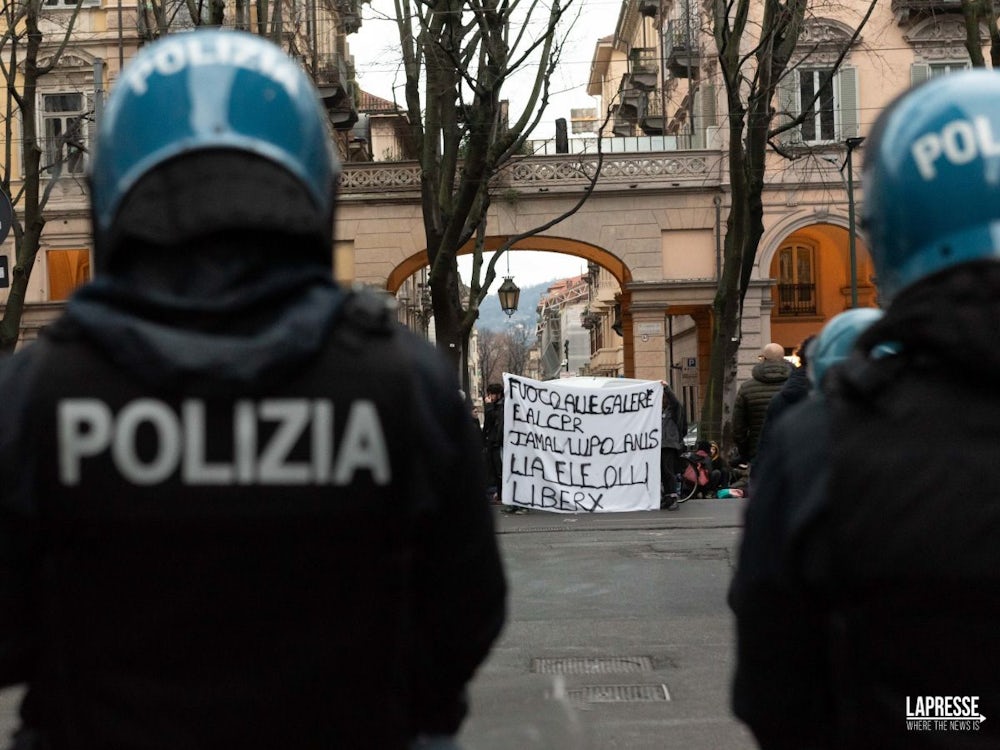 Italien: Streit um Polizeigewalt spitzt sich zu