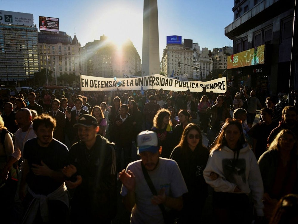 Argentinien: Der Präsident wittert linke Indoktrination an den Unis