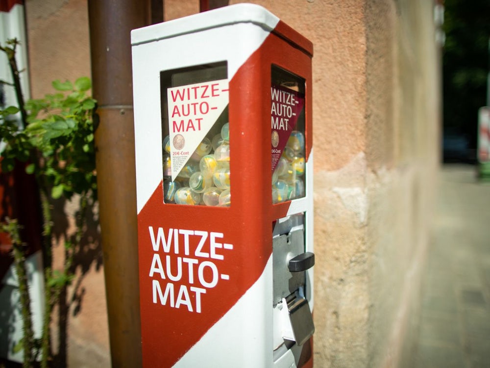 Nürnberg: Witze-Automat gestohlen