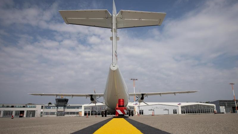 Ruch lotniczy – Lubeka – Samoloty wakacyjne znów wracają na lotnisko w Lubece – Ekonomia
