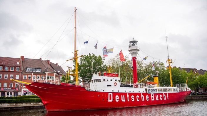 Kriminalität - Emden: Das Museums-Feuerschiff-Amrumbank/ Deutsche Bucht liegt am am Ratsdelft in der Innenstadt. Foto: Sina Schuldt/dpa/Bildarchiv