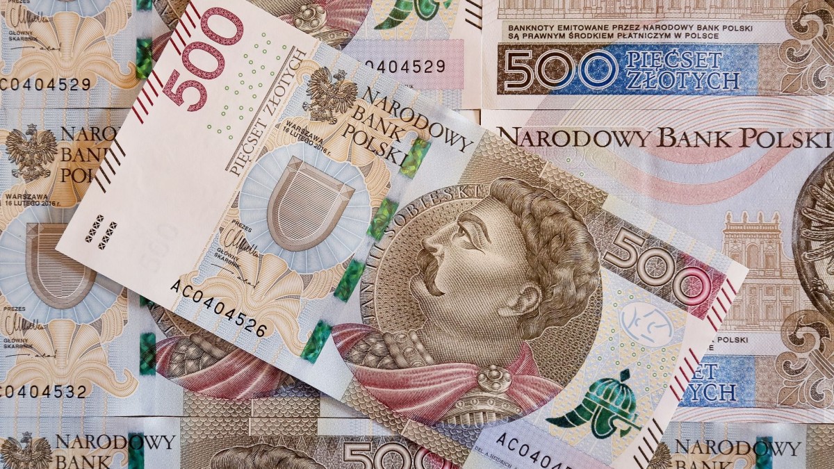 Finanse — właściciele domów mogą wstrzymać spłatę pożyczek w Polsce — Ekonomia