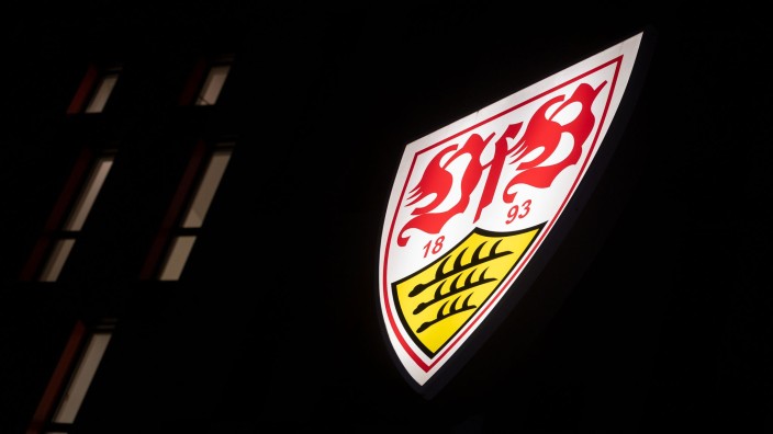Fußball - Stuttgart: Das Logo des VfB Stuttgart ist an der Geschäftsstelle des Bundesligisten zu sehen. Foto: Marijan Murat/dpa/Archivbild