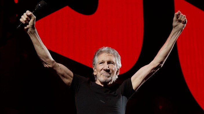 Musik - Hamburg: Roger Waters, Sänger, Komponist und Mitbegründer der Rockgruppe Pink Floyd. Foto: Chris Pizzello/Invision/AP/dpa
