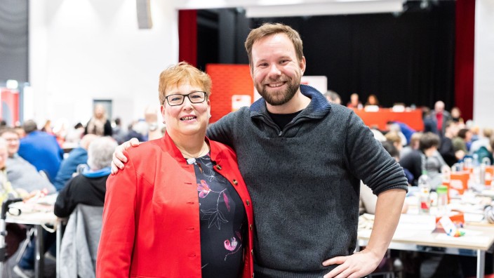 Parteien - Hannover: Bei einem Parteitag in Hannover wurden Franziska Junker und Thorben Peters als Vorsitzende gewählt. Foto: Michael Matthey/dpa
