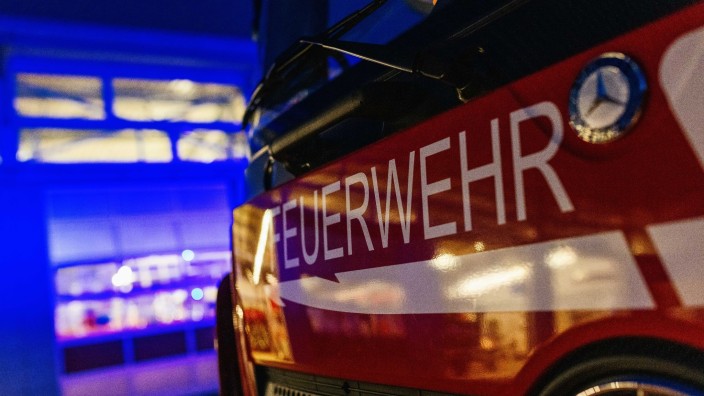 Notfälle - Berlin: Ein Einsatzfahrzeug der Feuerwehr. Foto: Philipp von Ditfurth/dpa/Symbolbild