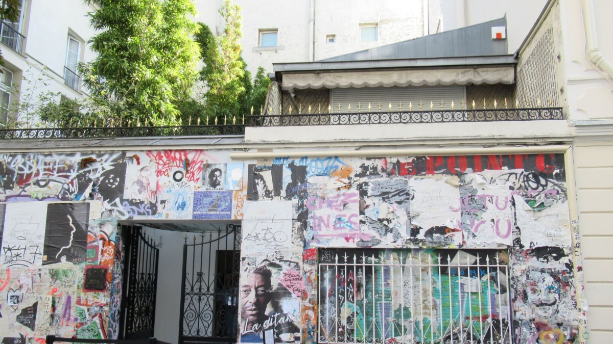 Explore the Legendary Residence of Serge Gainsbourg: A Glimpse into a Musical Icon’s Life