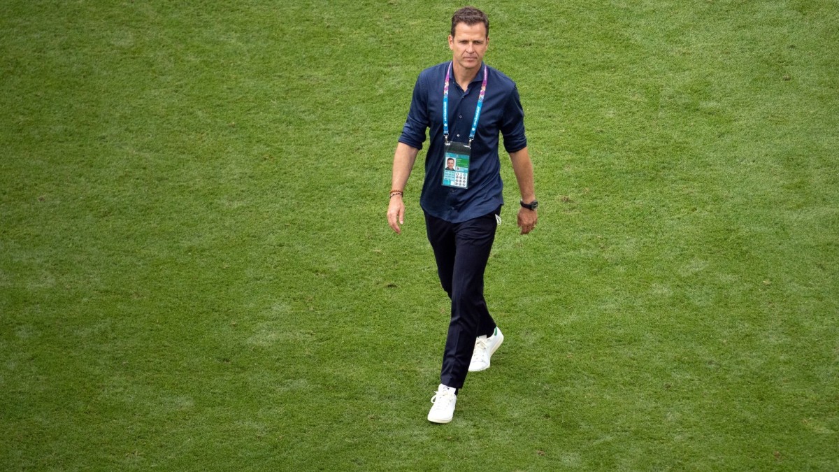 Oliver Bierhoff on the Popularity of American Football vs Soccer in Germany