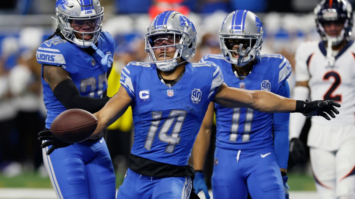 Amon-Ra St. Brown Leads Detroit Lions to 11th Season Win in NFL Christmas Eve Victory