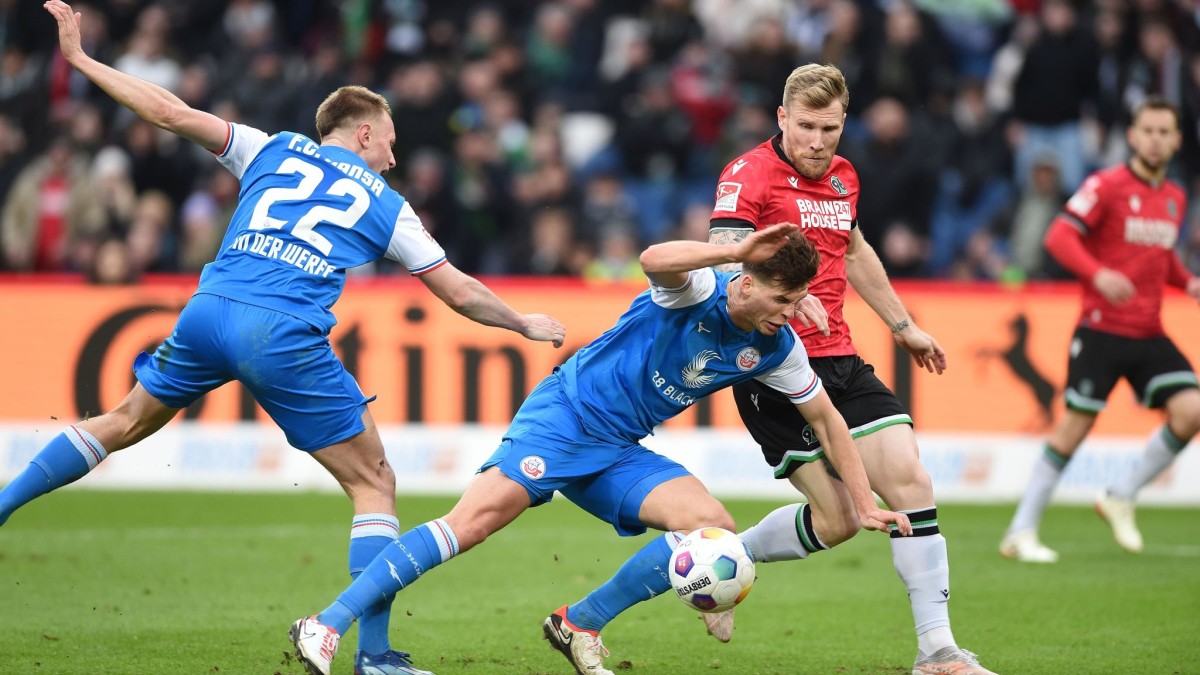 Niederlage nach Unterbrechung: Rostock verliert in Hannover – Sport – SZ.de