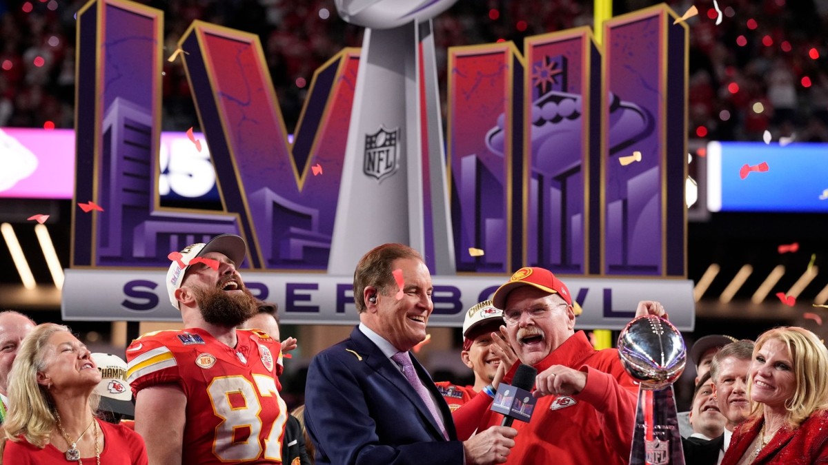 Travis Kelce Regrets Bumping Coach Andy Reid at Super Bowl: “I Can’t Get So Upset”