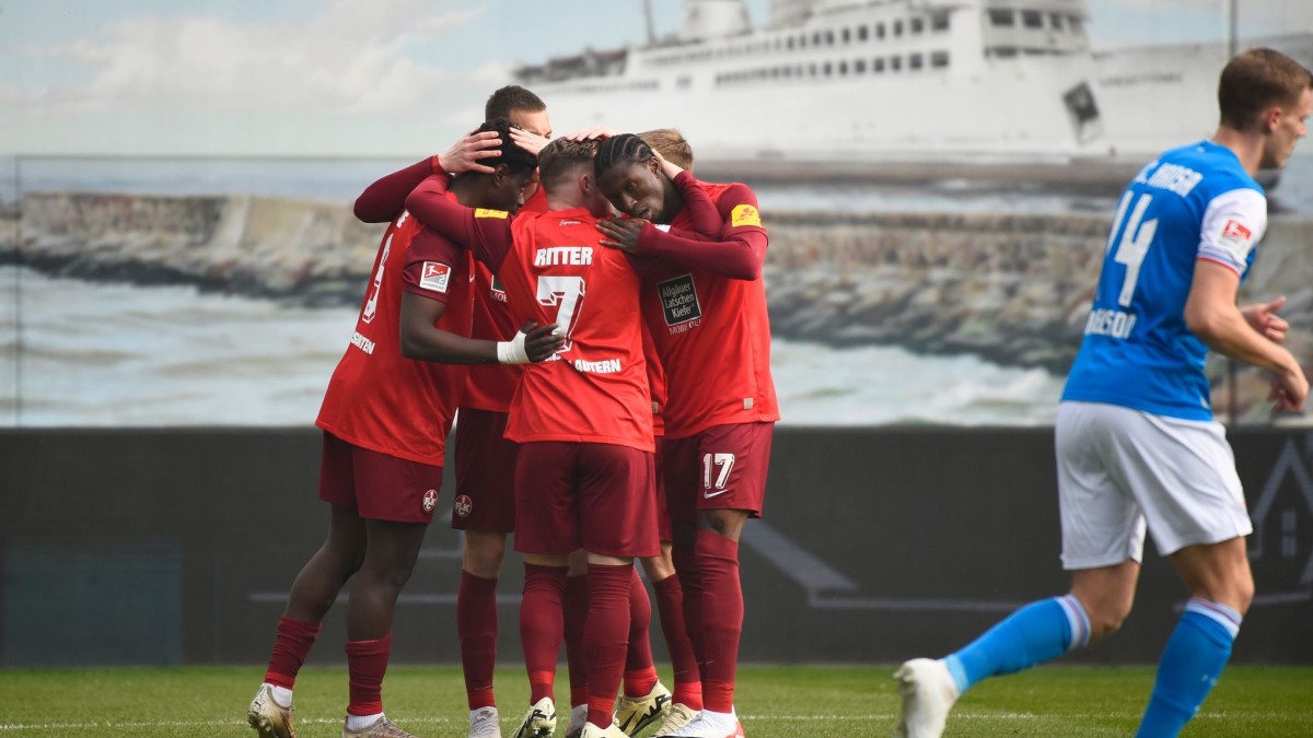 Hansa Rostock im freien Fall: Fan attackiert Gästespieler