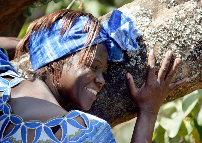 Nobel Peace prize winner Wangari Maathai poses for photographers in Nairobi