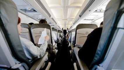 Flugzeug Sitzreihen Billigflieger