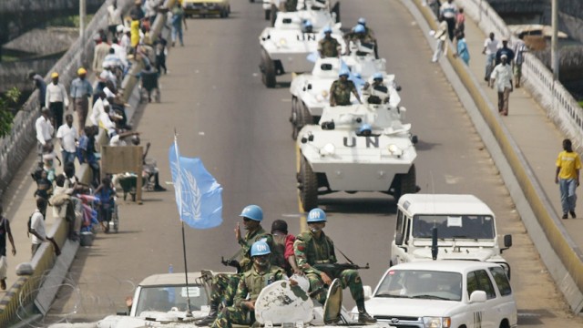 UN-Fahrzeuge in Liberia, 2003
