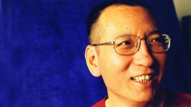 Oslo: Bürgerrechtler ausgezeichnet: Ein undatiertes Handout zeigt den inhaftierten chinesischen Dissidenten und Bürgerrechtler Liu Xiaobo.