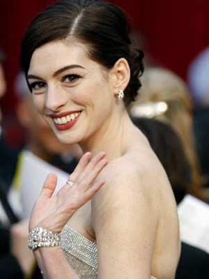 Anne Hathaway, Reuters