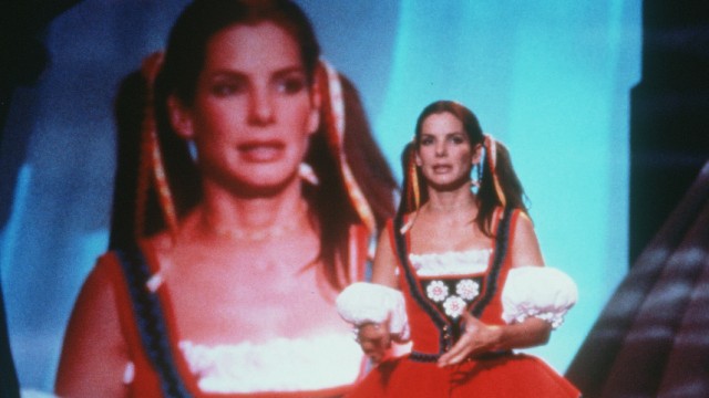 TV-Tipps für WM-Verweigerer: Von der FBI-Agentin zur Schönheitskönigin: Sandra Bullock als Gracie Lou Freebush in "Miss Undercover".