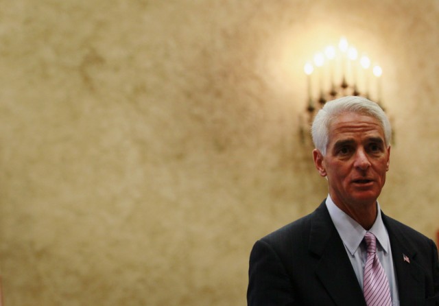 Charlie Crist Attends Swearing In Ceremony For Circuit Court Judge