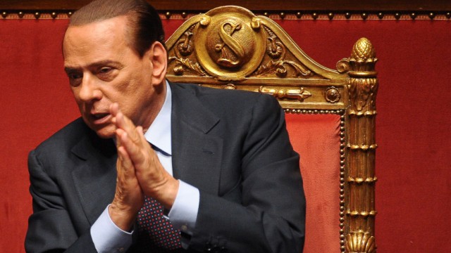 Berlusconi und seine Rhetorik: Italiens Premier Silvio Berlusconi sieht selten Anlass, sich Kritik an seiner Person zu Herzen zu nehmen. Lieber holt er zum Gegenschlag aus.