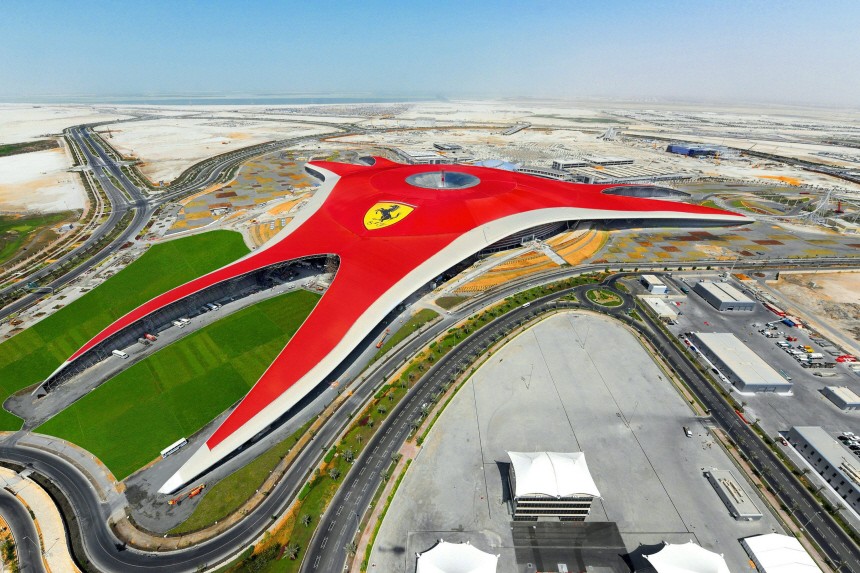 Ferrari World-Themenpark in Abu Dhabi