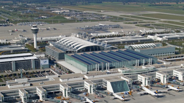 Flugsicherung schließt Luftraum München wegen Asche