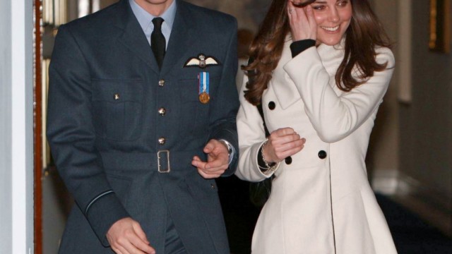 Der Stil von Kate Middleton: Kate Middleton muss sich erst beweisen: Noch ist es zu früh, sie als Stilikone zu bezeichnen.