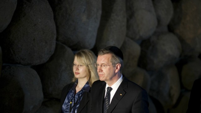 German President Christian Wulff Visits Yad Vashem Holocaust Memorial