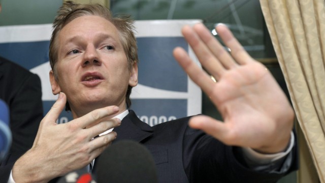 Schweden lassen international nach Assange fahnden