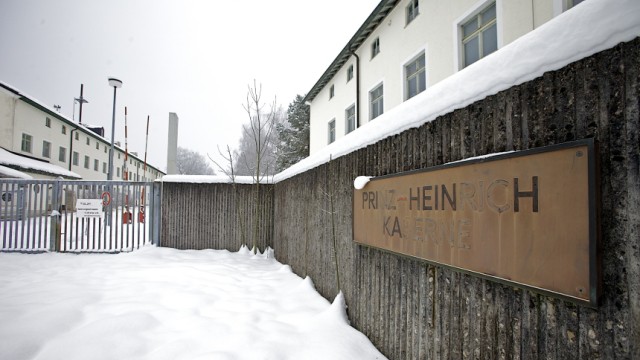Prinz-Heinrich-Kaserne