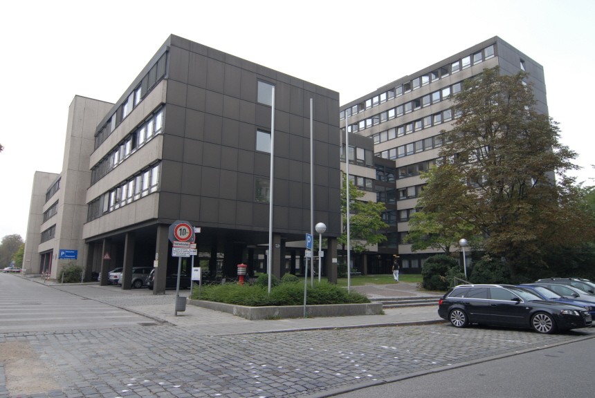 Finanzamt in der Deroystrasse 4 in München, 2009