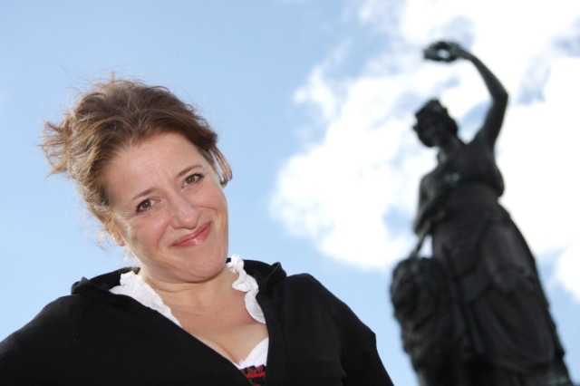 Luise Kinseher mit Bavaria, 2010