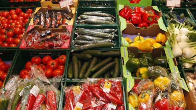 Finanzen kompakt: Preisanstiege bei Obst und Gemüse und den meisten anderen Lebensmitteln sowie höhere Energiekosten haben dafür gesorgt, dass die Inflation in Deutschland wieder steigt.