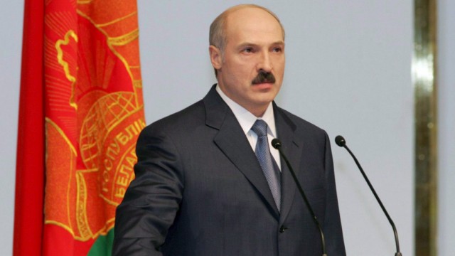 Lukaschenko legt Amtseid ab