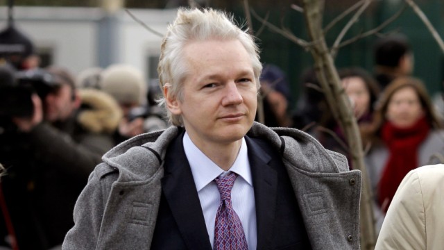 Julian Assange extradition trial