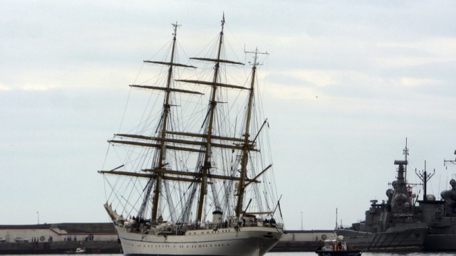 Segelschulschiff 'Gorch Fock' in Valparaiso