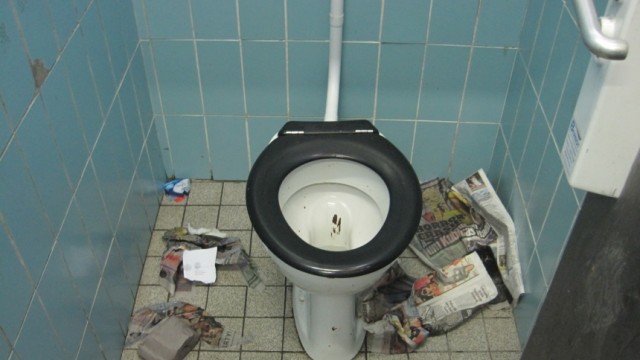 Starnberg Toilette am Bahnhof See
