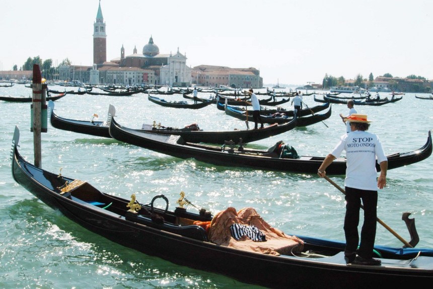 Singen in Venedigs Gondeln soll verboten werden