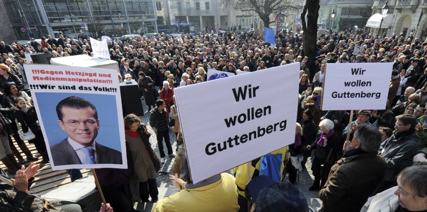 Guttenberg-Anhänger demonstrieren in München